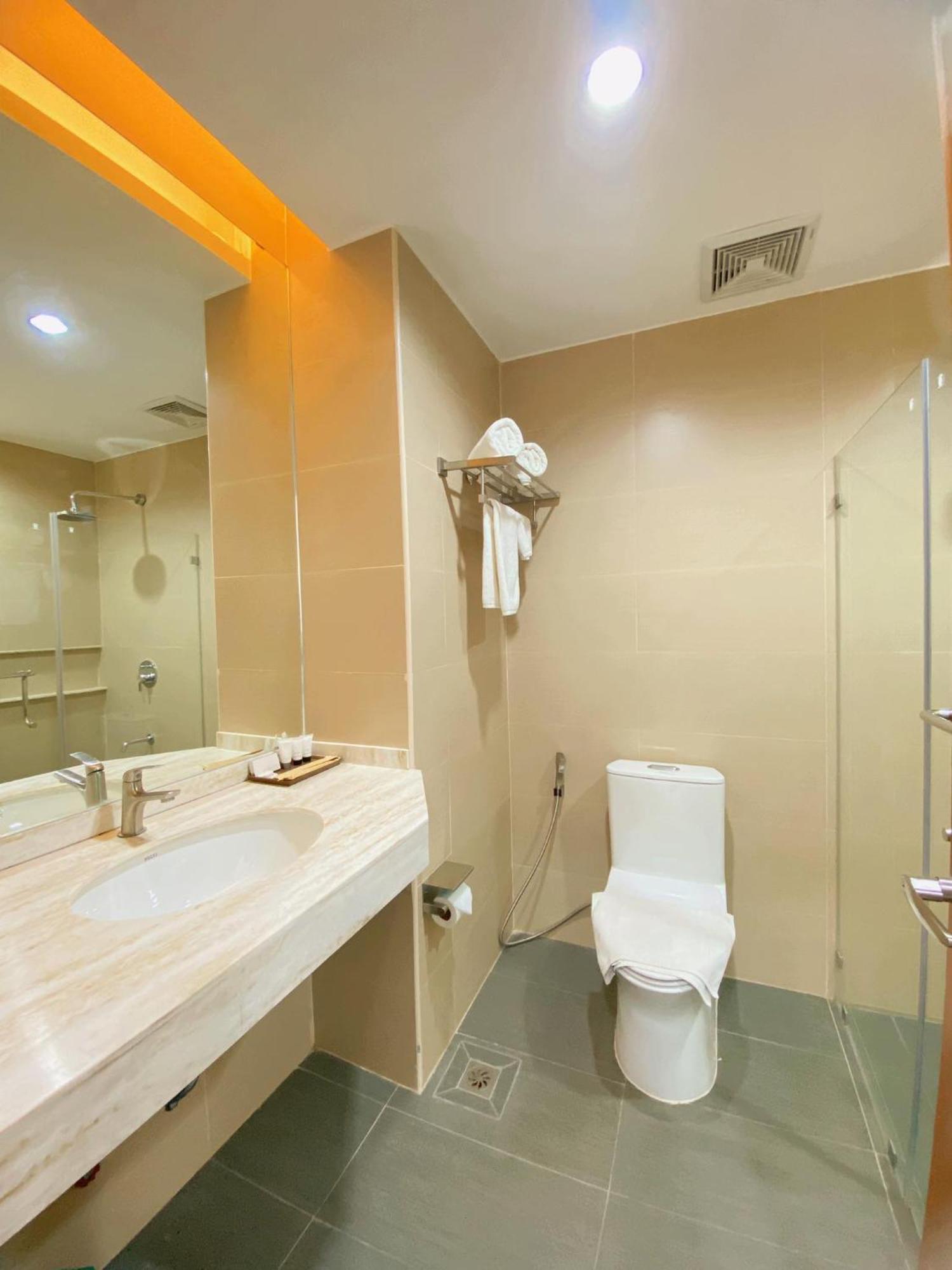 Jrp Vanyard Resort Hotel Kalibo Bagian luar foto