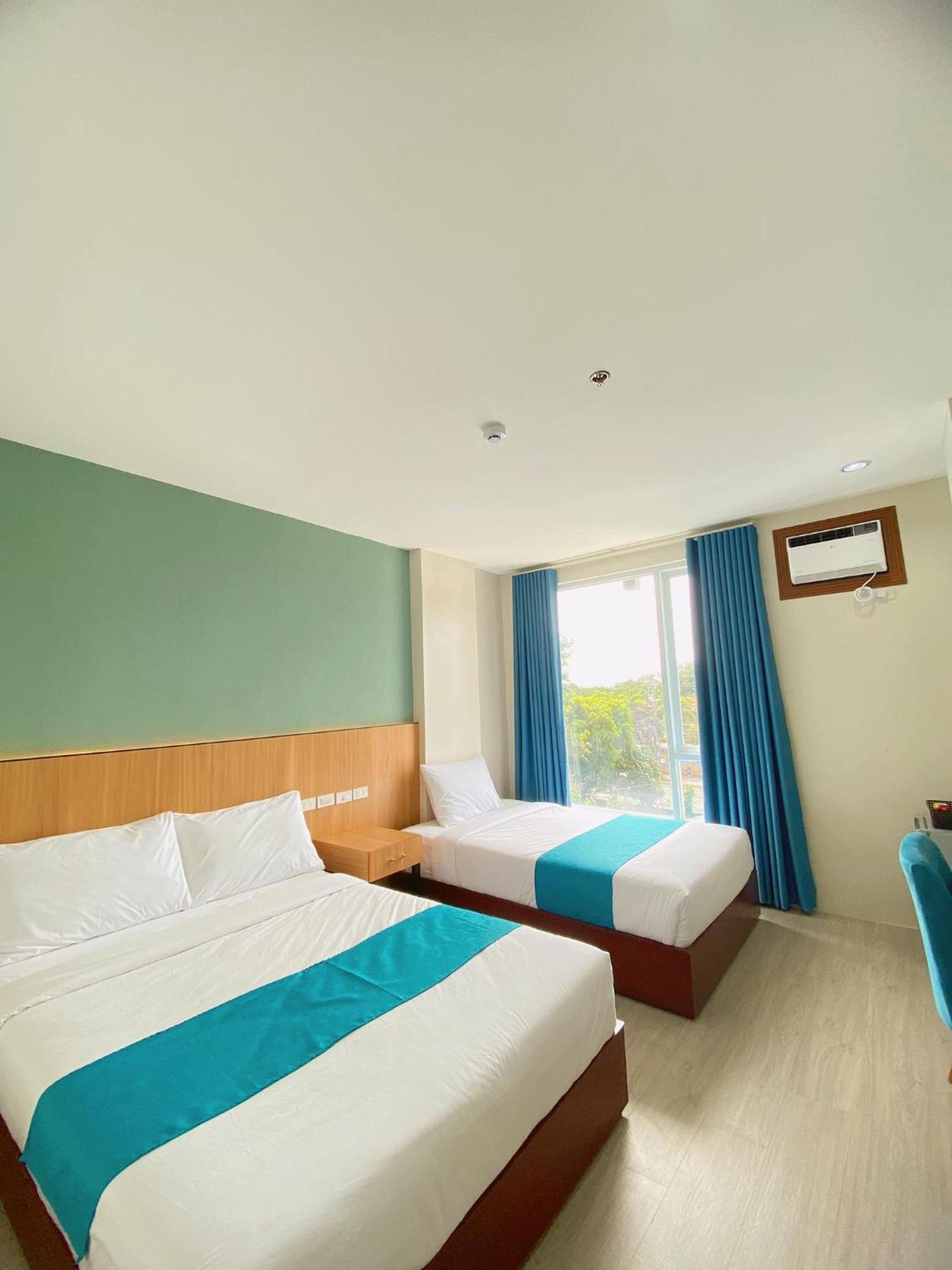 Jrp Vanyard Resort Hotel Kalibo Bagian luar foto