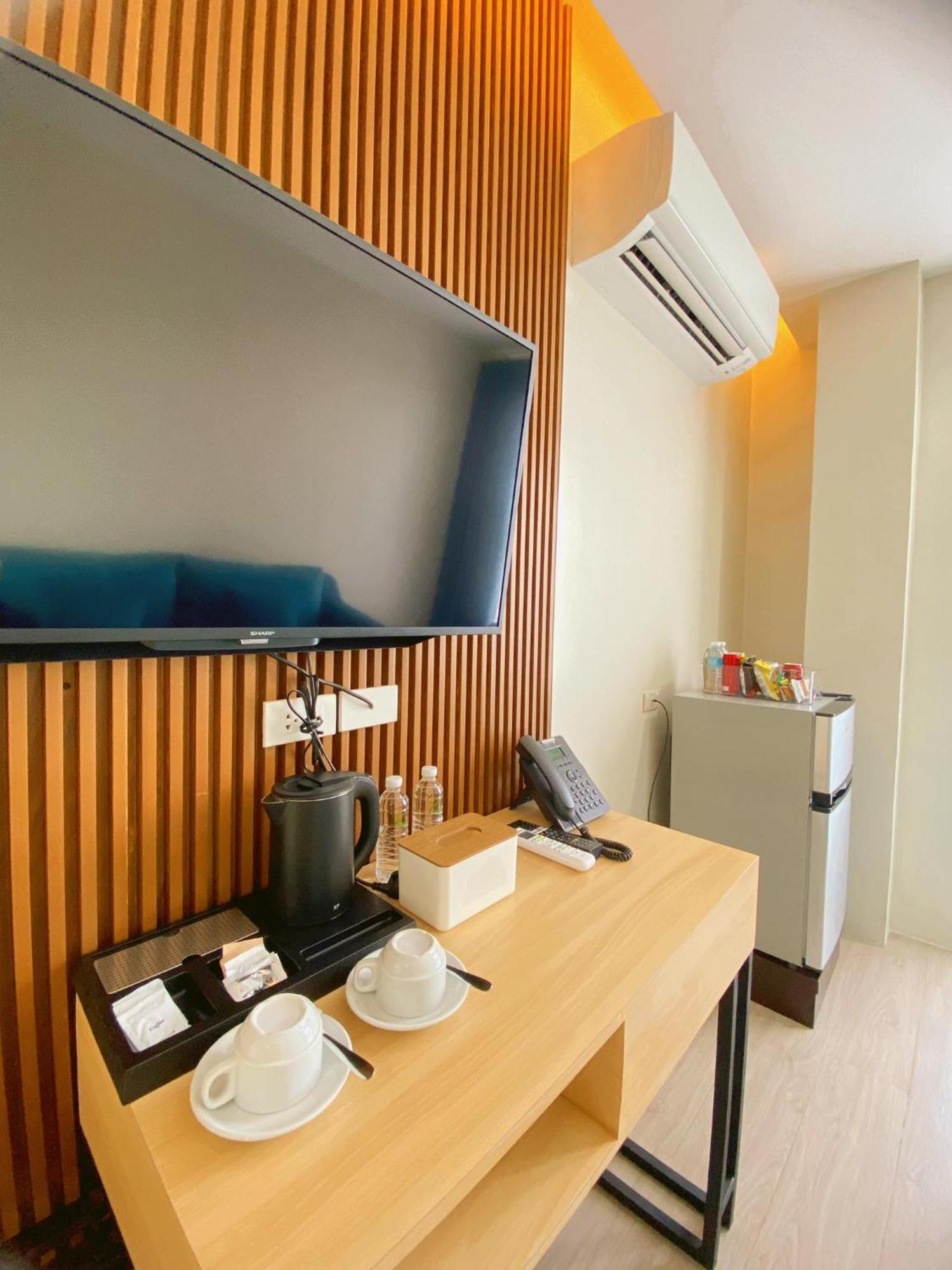 Jrp Vanyard Resort Hotel Kalibo Bagian luar foto